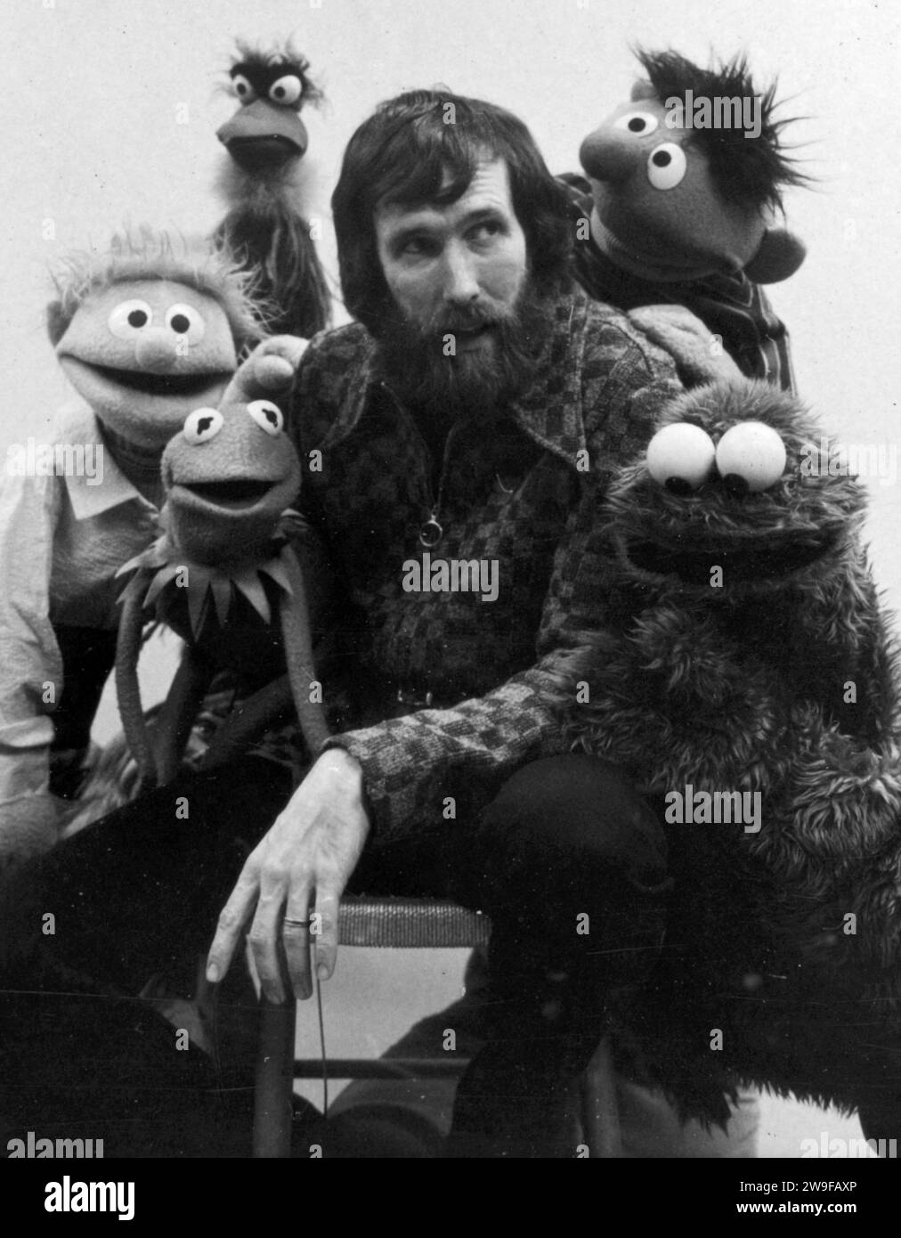 Jim Henson with his Muppets Stock Photo