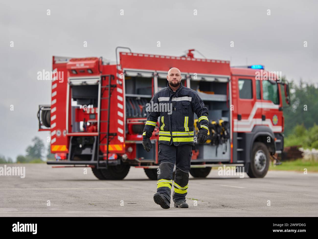 Decisive strength hi-res stock photography and images - Alamy