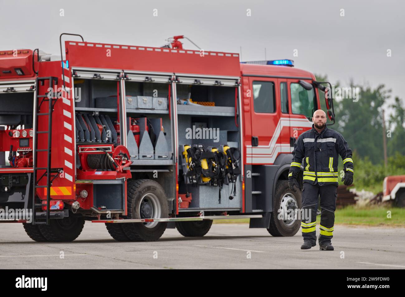 Bravery courage heroism hi-res stock photography and images - Alamy