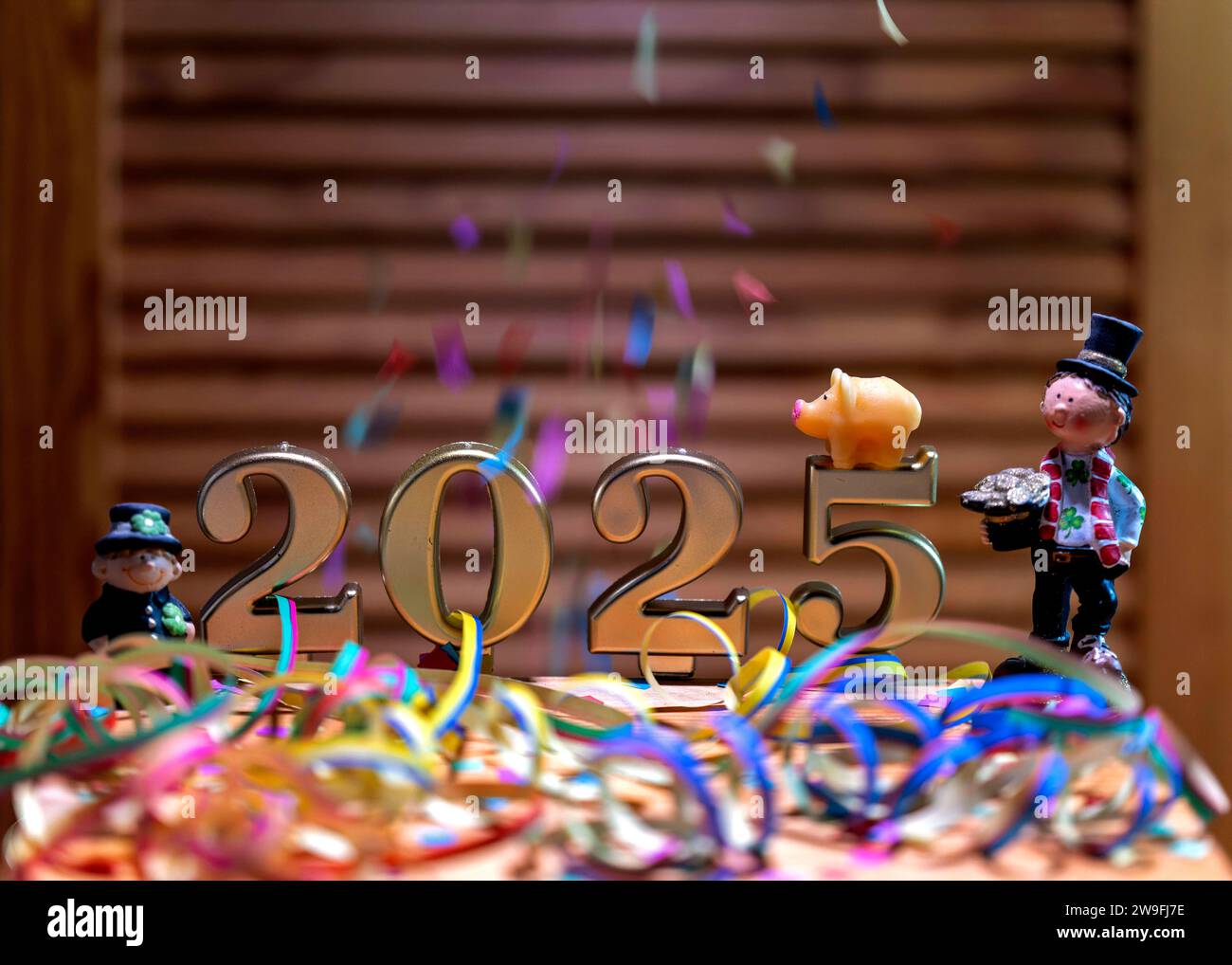 27.12.2023, Symbolbild Silvester 2024/2025, Die Welt feiert ins neue