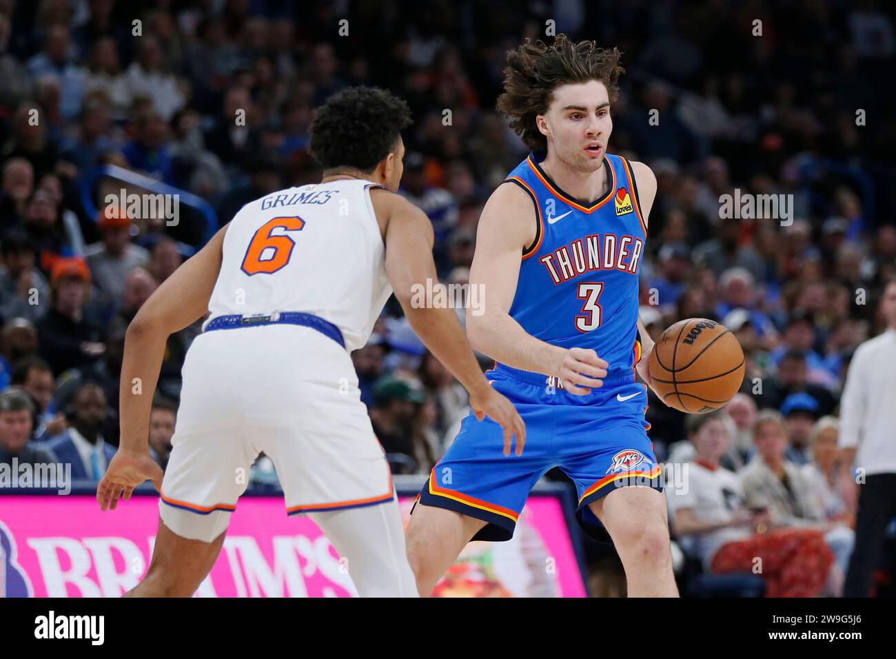 Oklahoma City Thunder guard Josh Giddey (3) handles the ball as New ...
