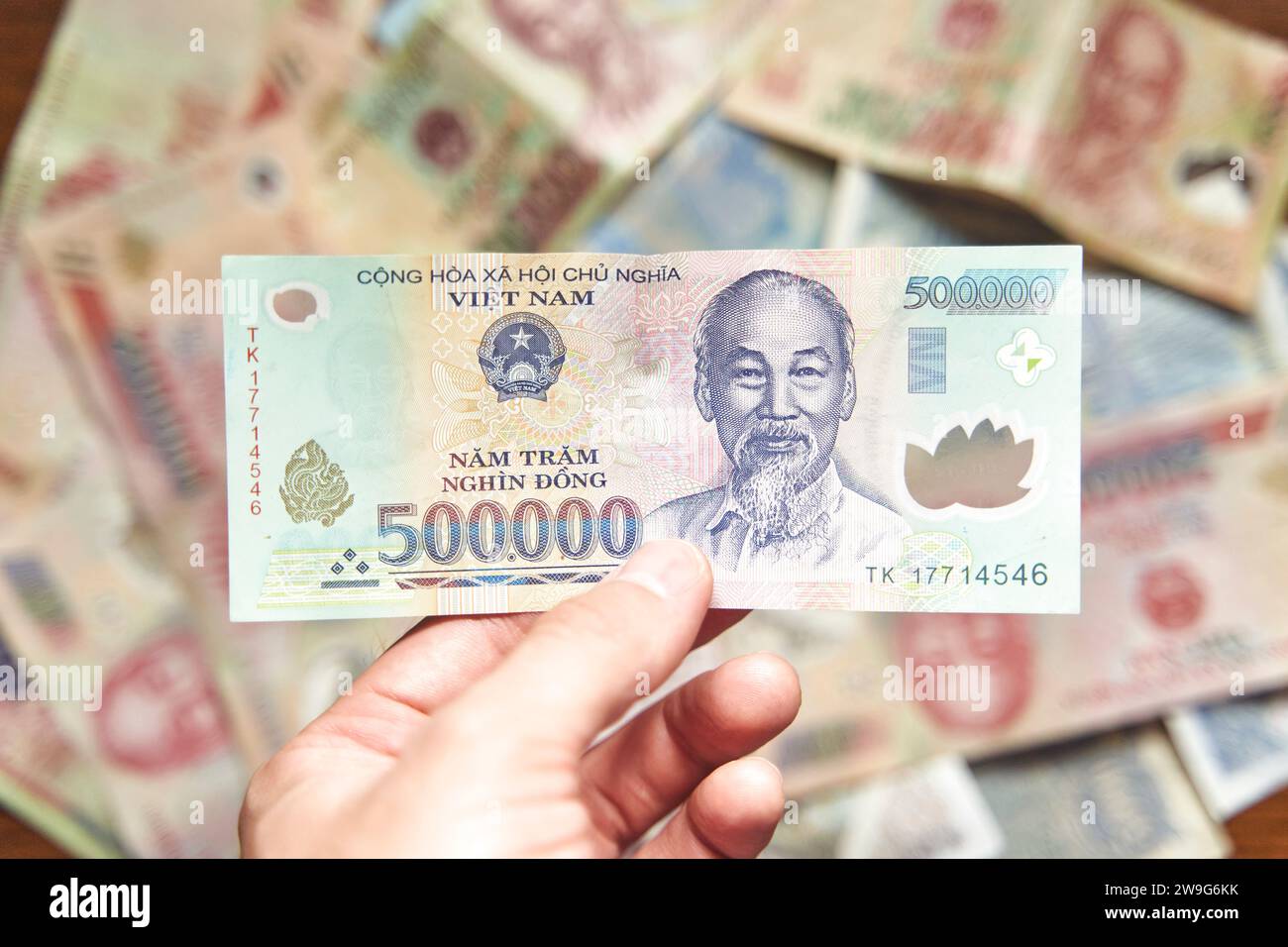 Vietnam dong money hi-res stock photography and images - Alamy