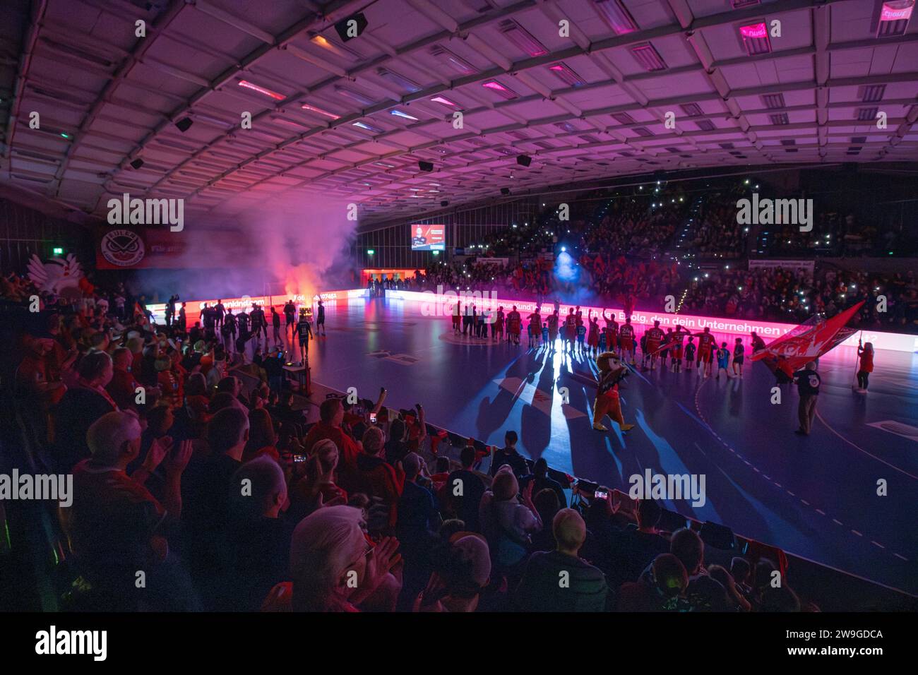 Ludwigshafen, 26.12.2023: On Boxing Day, the Eulen Ludwigshafen played against SG BBM Bietigheim in the second German Handball League. The Friedrich-E Stock Photo