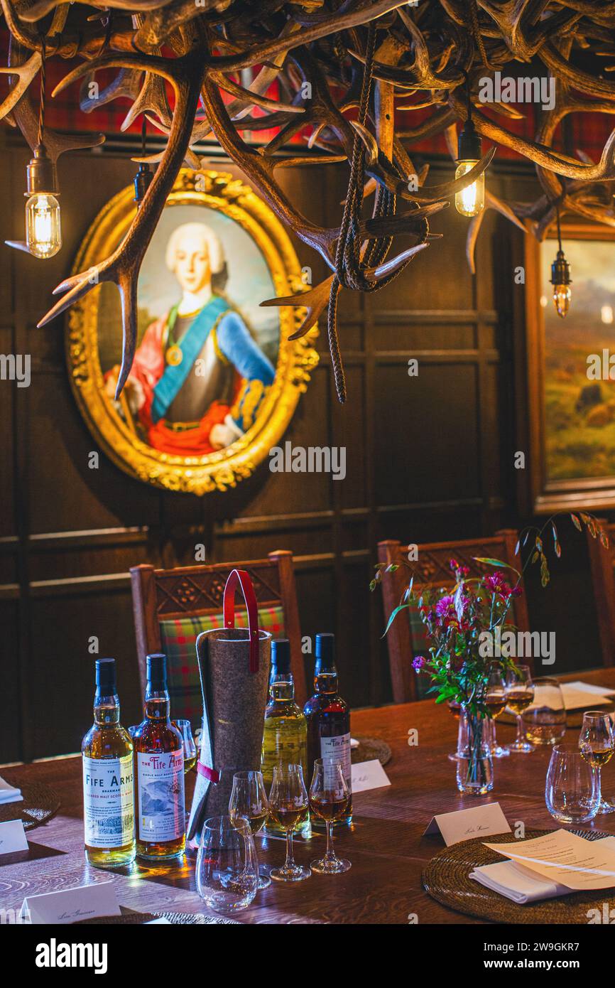 Fife Arms releases its limitededition single cask whisky at the the Scottish room in London