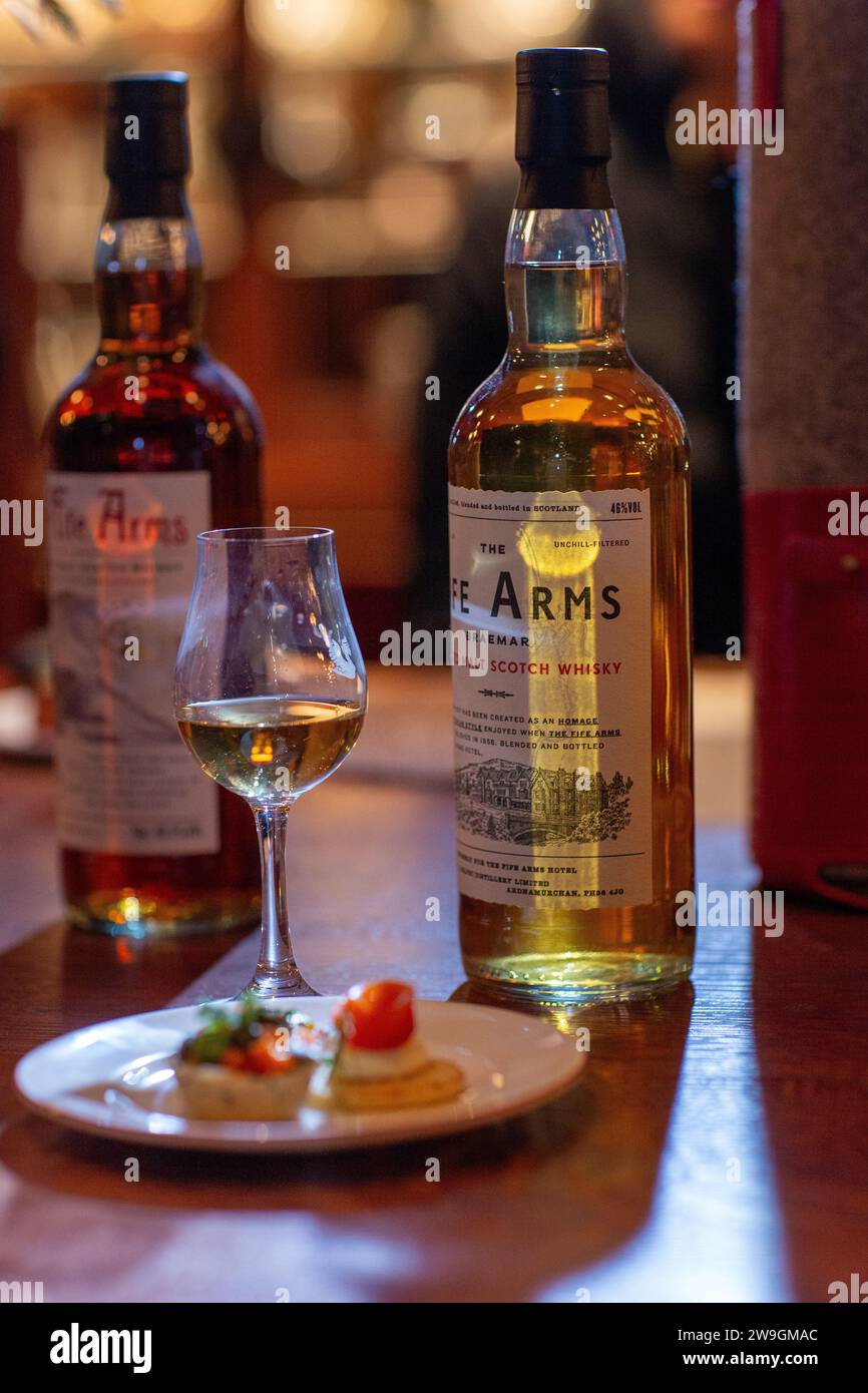Fife Arms releases its limitededition single cask whisky at the the Scottish room in London