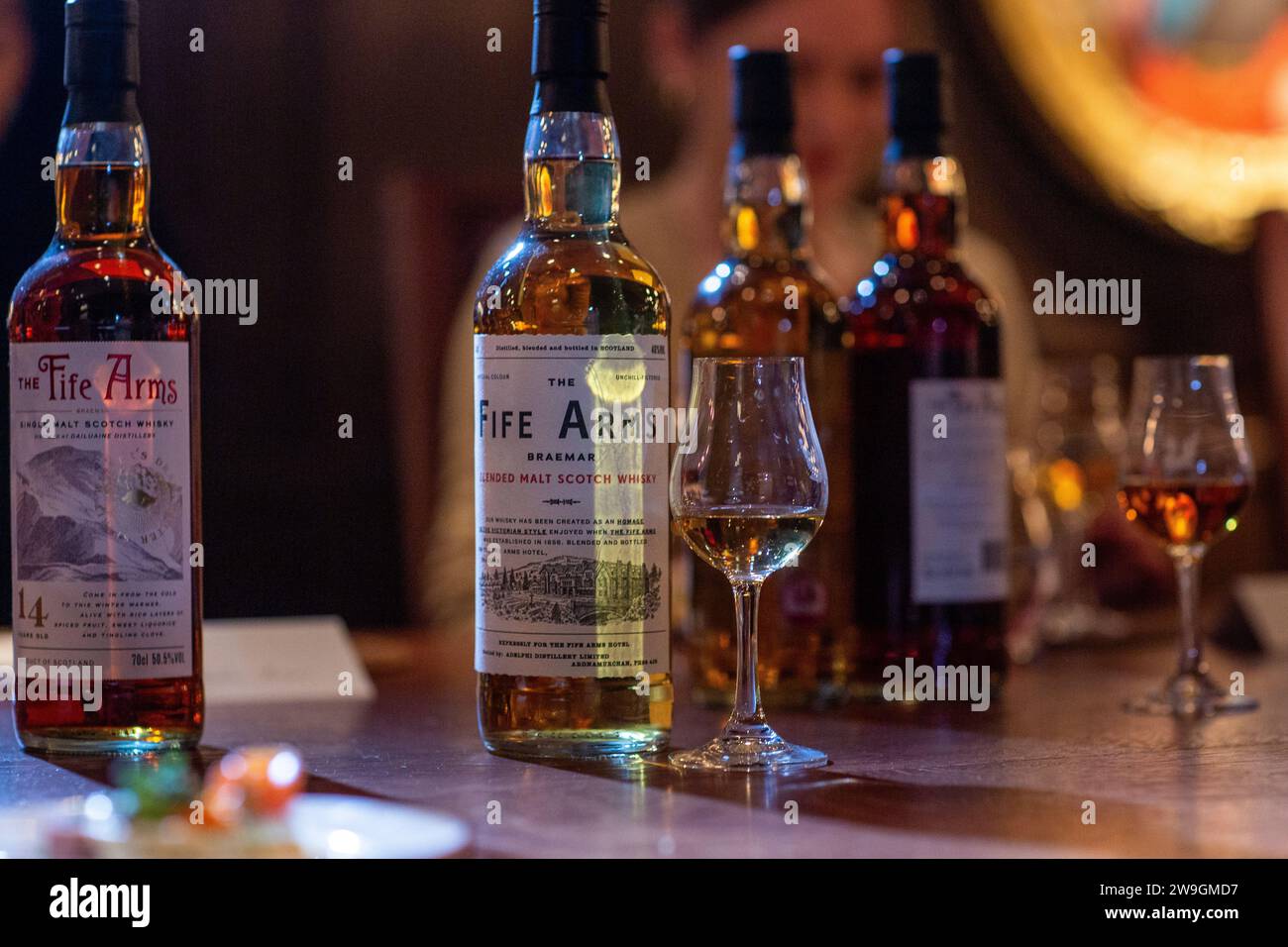 Fife Arms releases its limitededition single cask whisky at the the Scottish room in London
