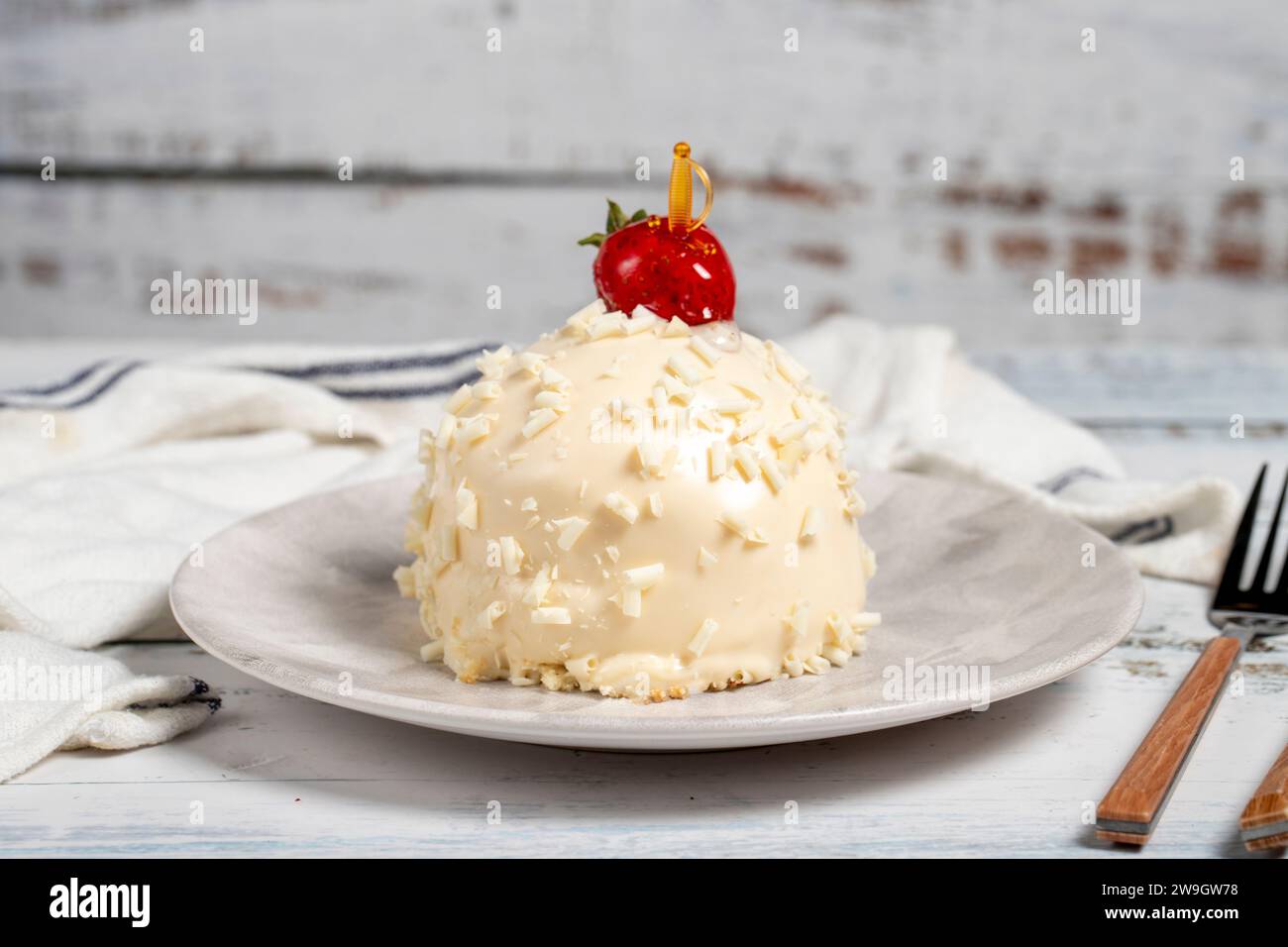 Strawberry Cake. Chocolate cake on a white background Stock Photo - Alamy