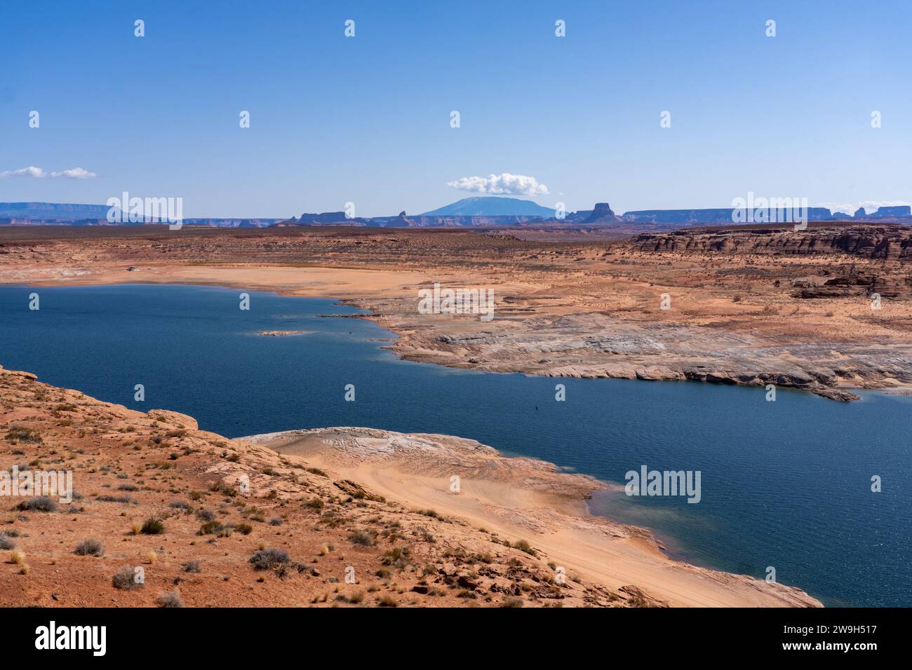 Lake Powell in the Glen Canyon National Recreation Area, Arizona ...