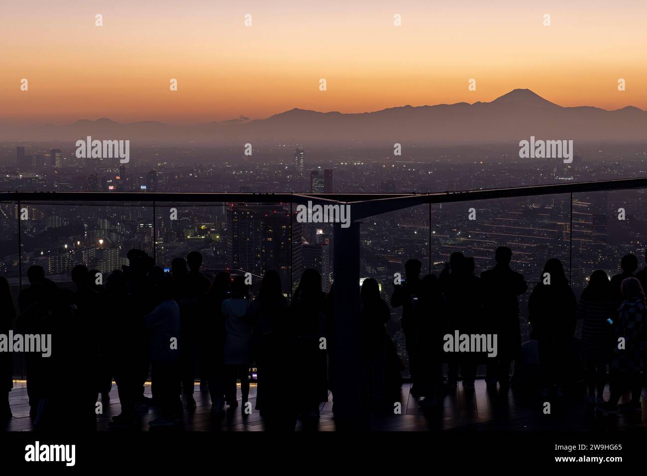 TOKYO/JAPAN - November 22, 2023:crowds of people admire the view from the Shibuya Sky Tower Stock Photo