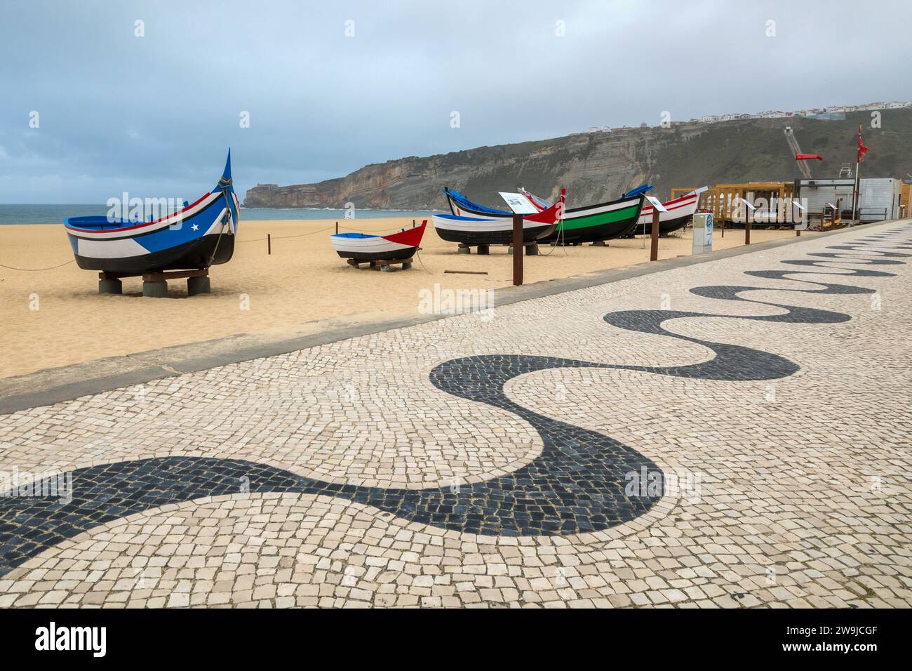 Primavera in spiaggia hi-res stock photography and images - Alamy