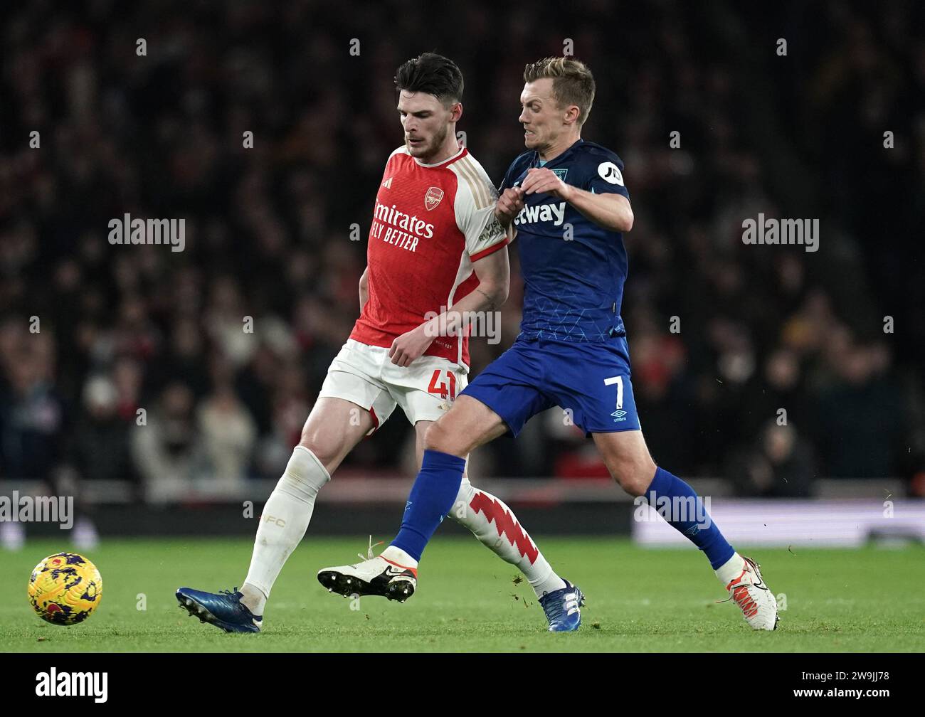 Declan rice james ward prowse hi-res stock photography and images - Alamy