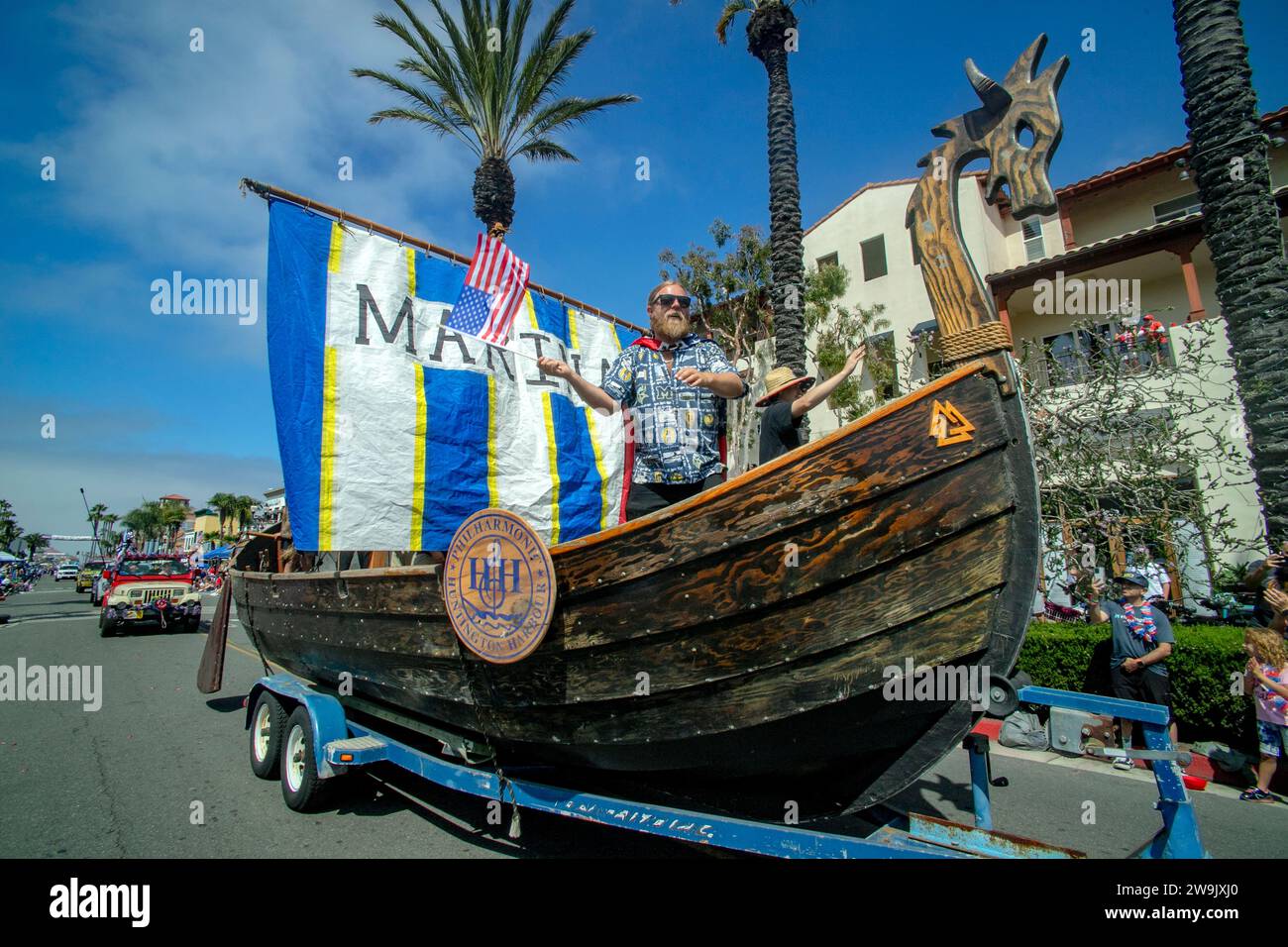 Huntington beach boat parade hires stock photography and images Alamy