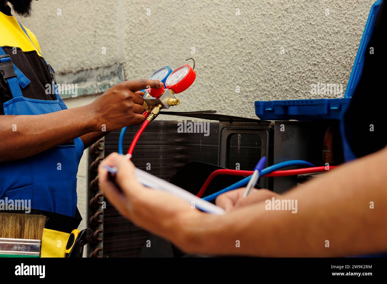 Seasoned wiremen asked to do HVAC system check, refilling refrigerant