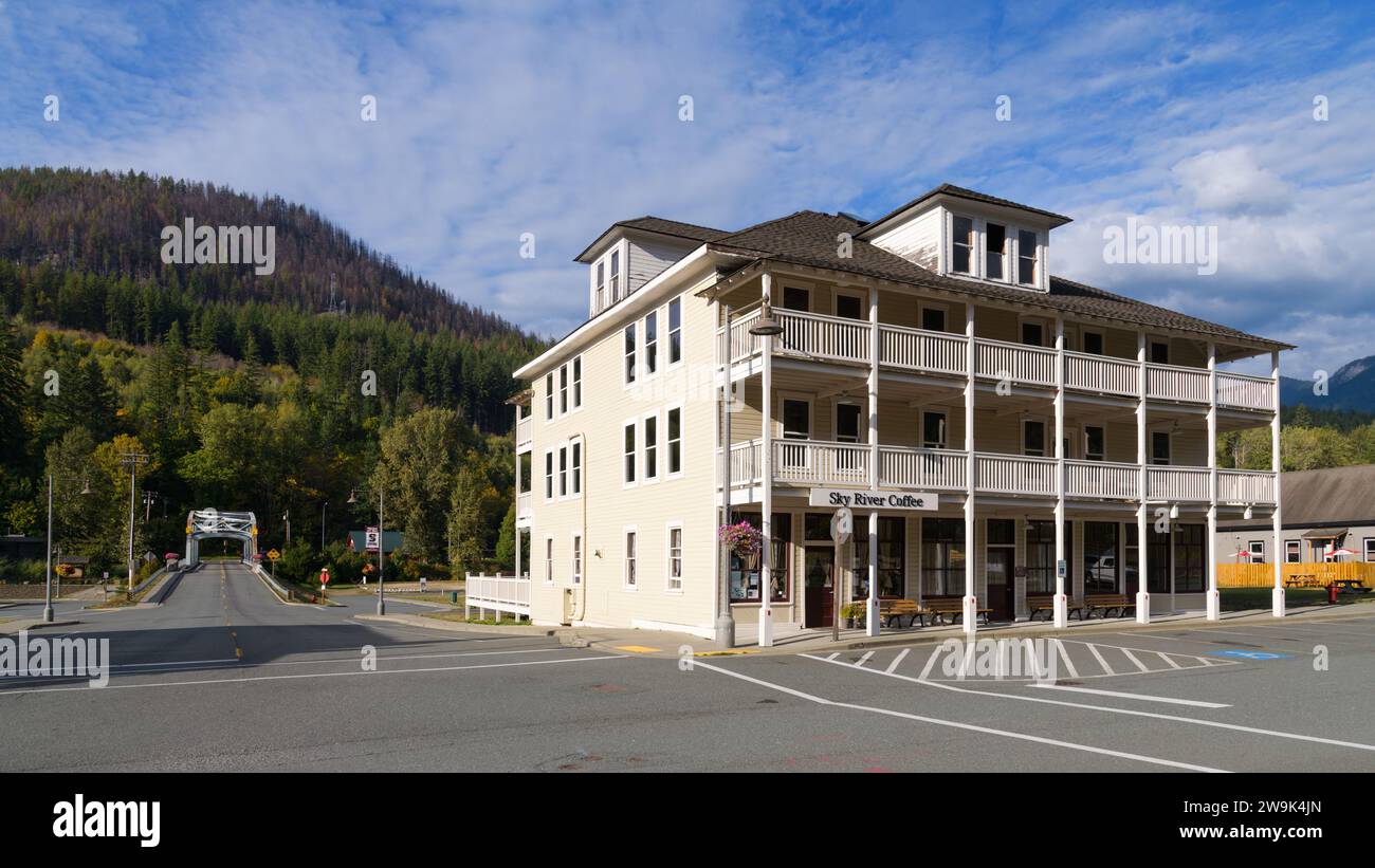 Skykomish, WA, USA September 22, 2023; Skykomish Hotel and approach road in the Cascade