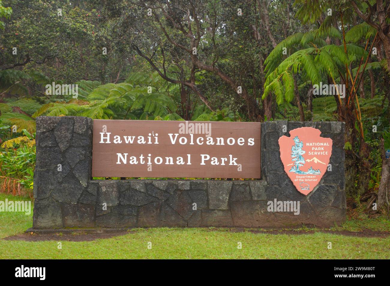 Entrance sign, Hawaii Volcanoes National Park, Hawaii Stock Photo