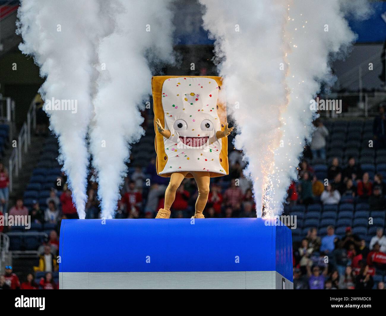 Orlando, FL, USA. 28th Dec, 2023. Strawberry PopTart Bowl mascot