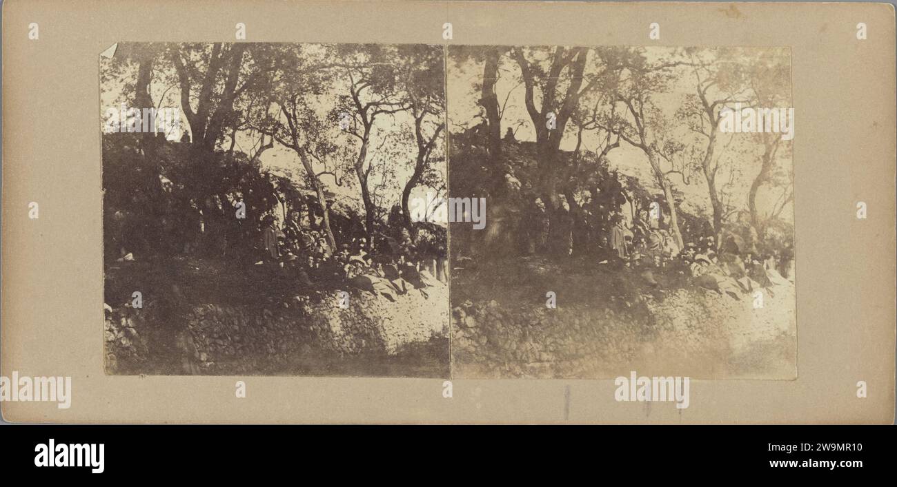 Group portrait of participants in a picnic under the trees at Falicon, 1859 stereograph  Falicon paper. photographic support albumen print eating and drinking Falicon Stock Photo