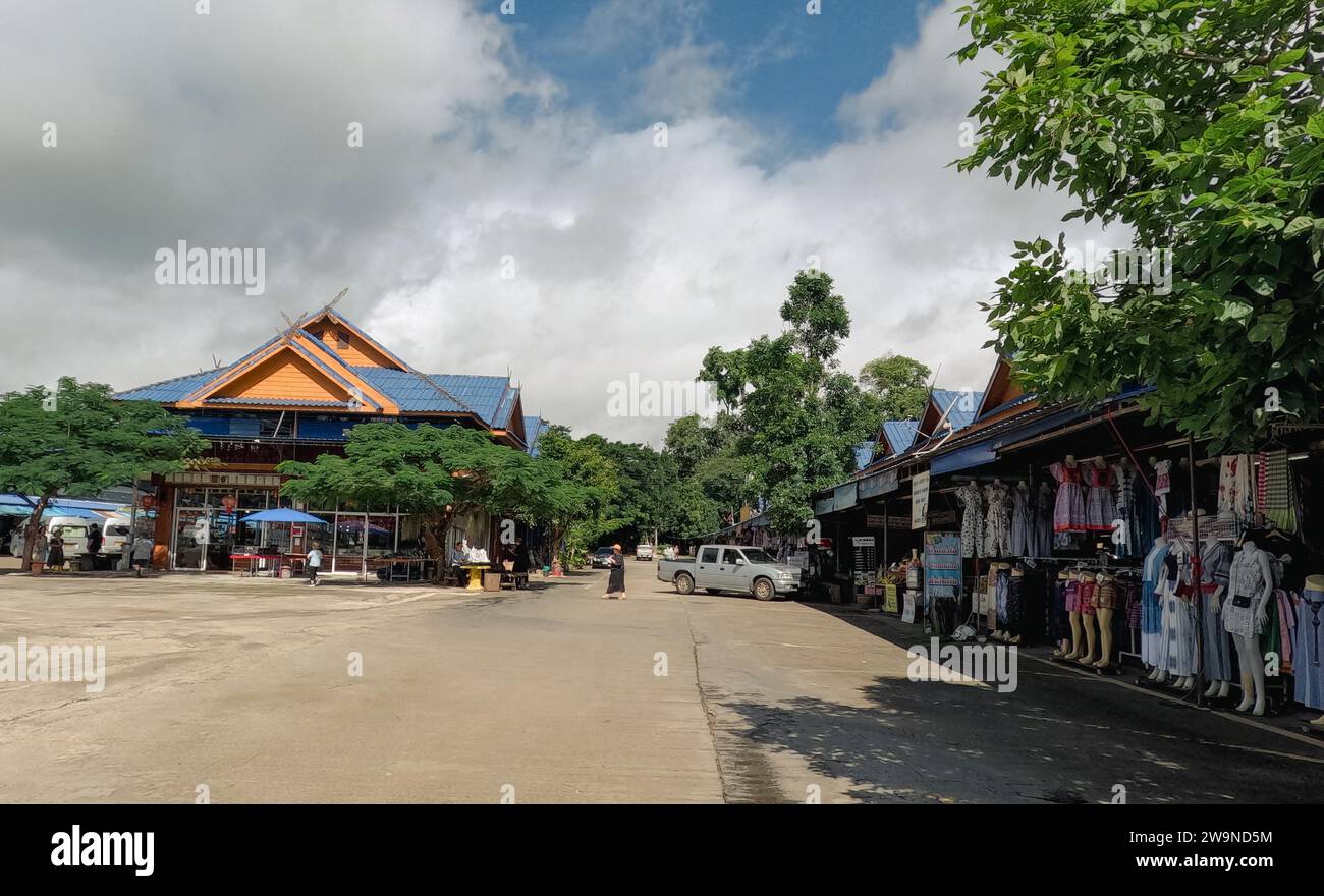 Mae khachan hires stock photography and images Alamy