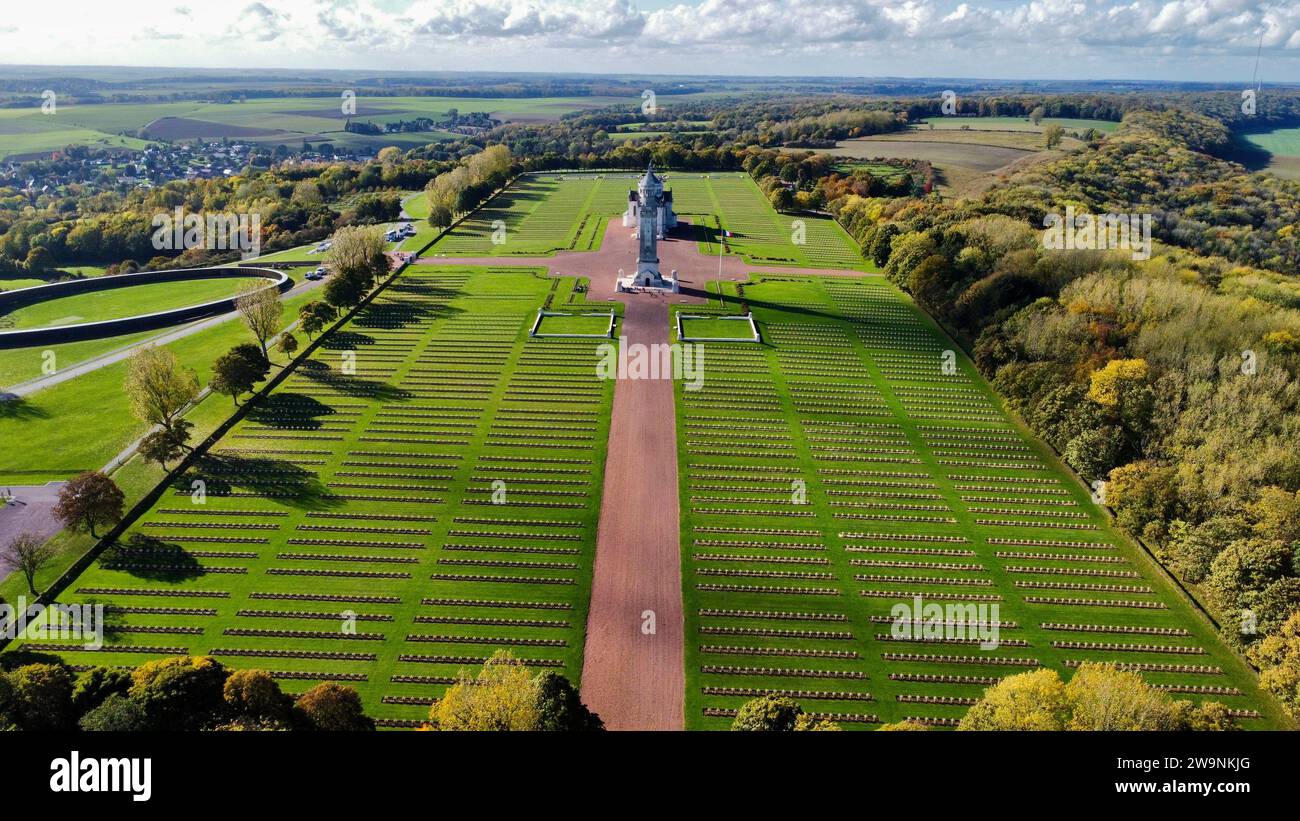 drone photo NotreDamedeLorette National Necropolis, Nécropole