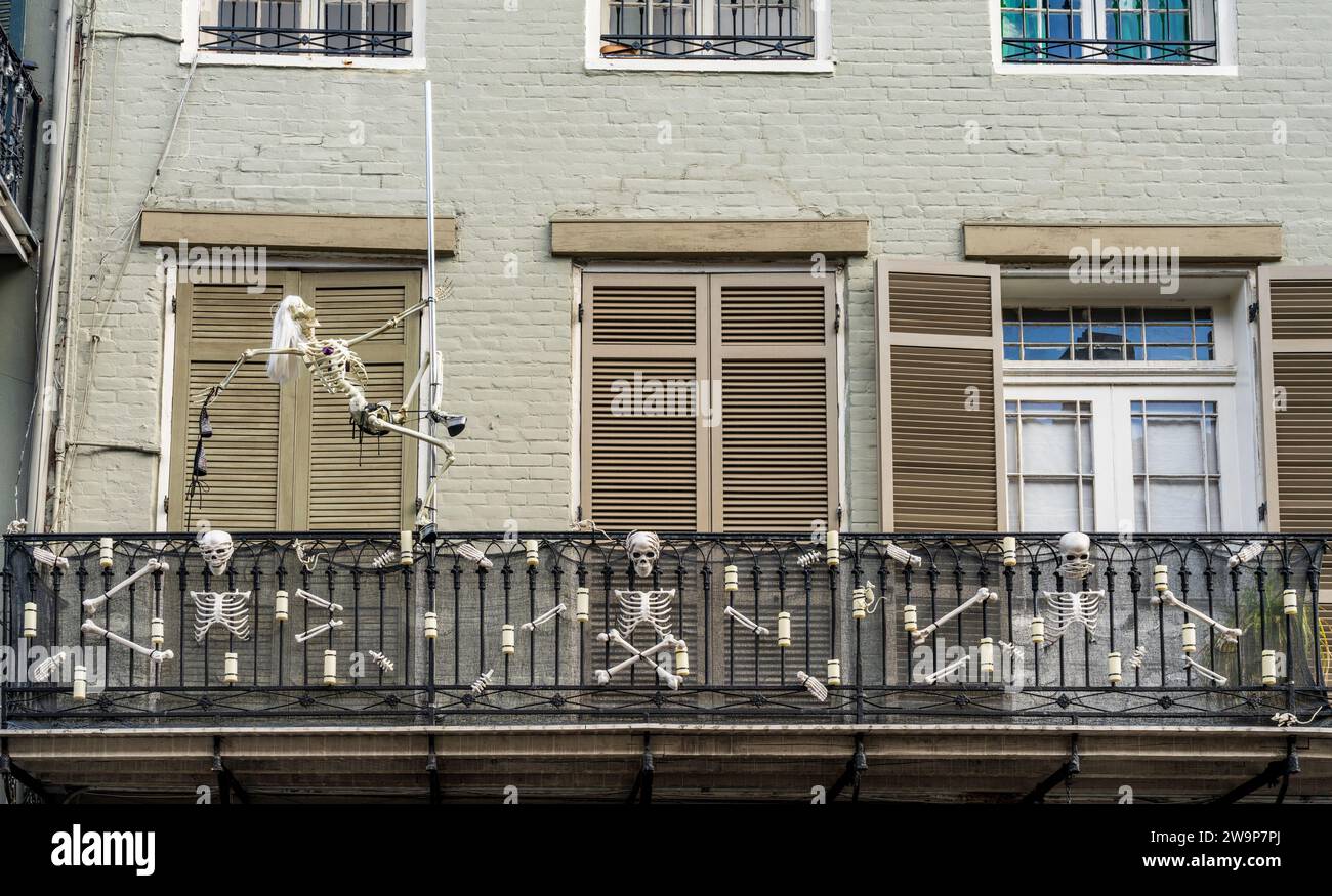 Halloween decorations on tradional New Orleans building in the French