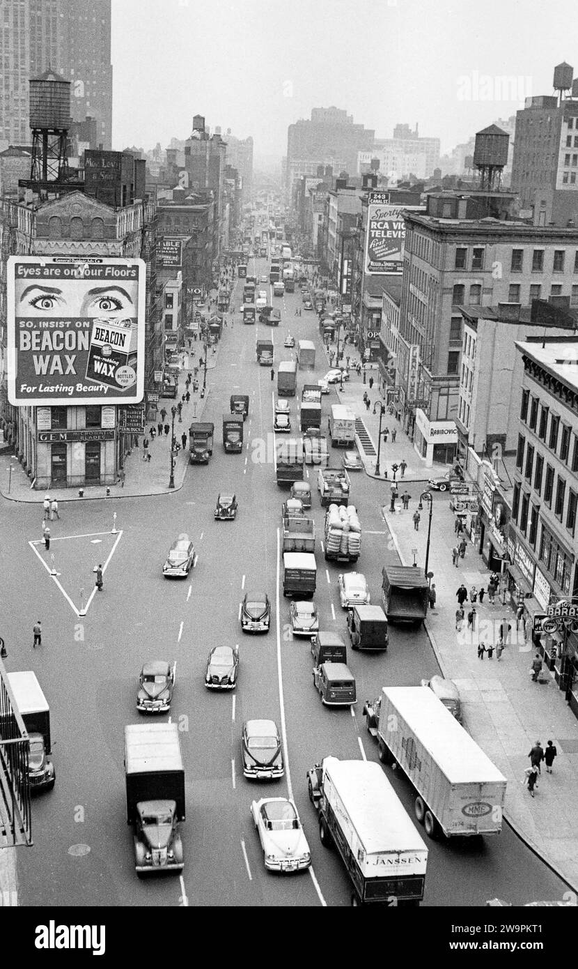 High angle view of Canal Street, New York City, New York, USA, Angelo Rizzuto, Anthony Angel Collection, October 1952 Stock Photo