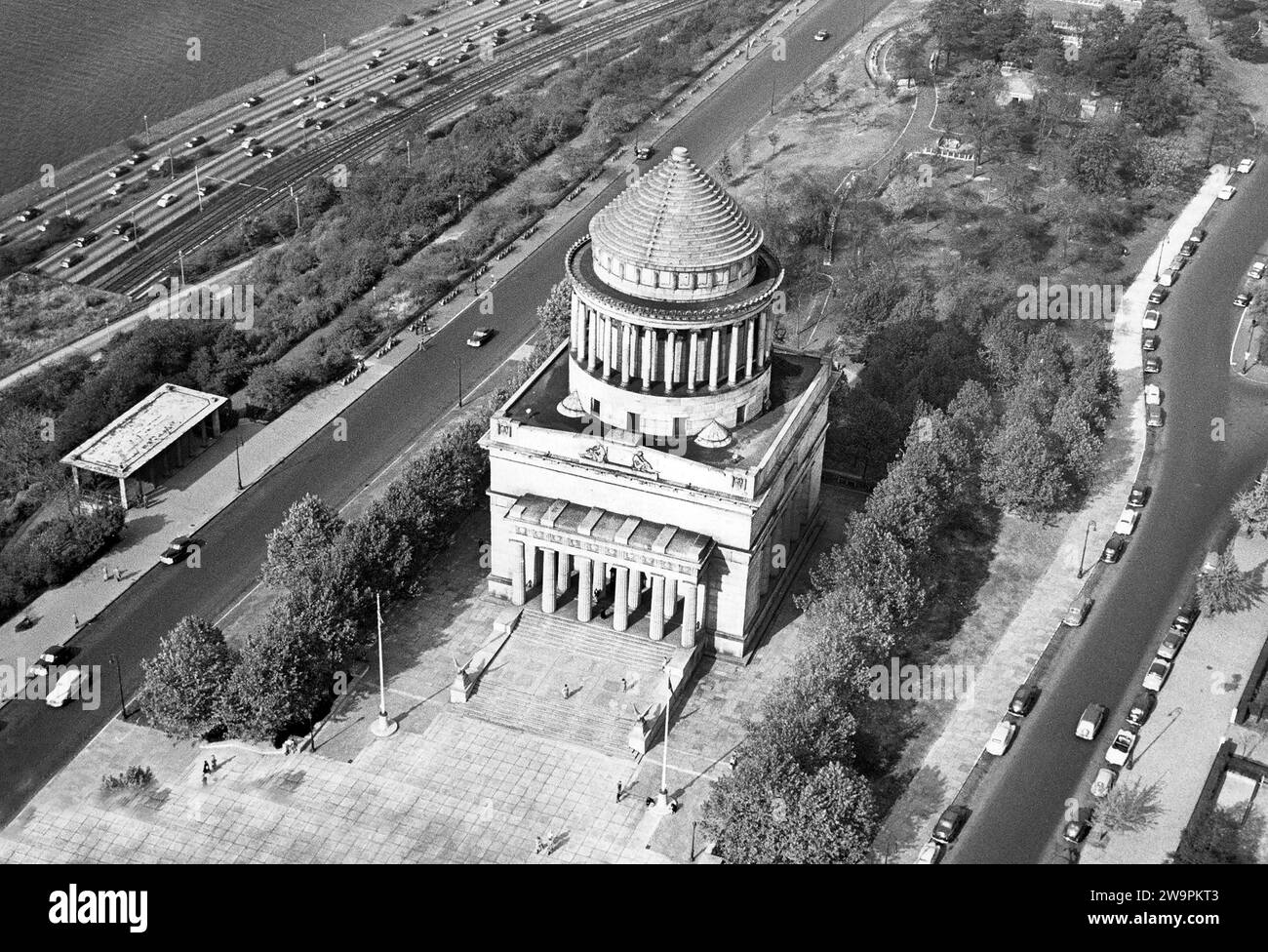 High angle view of Former U.S. President Ulysses S. Grant's tomb, Riverside, Drive, New York City, New York, USA, Angelo Rizzuto, Anthony Angel Collection Stock Photo