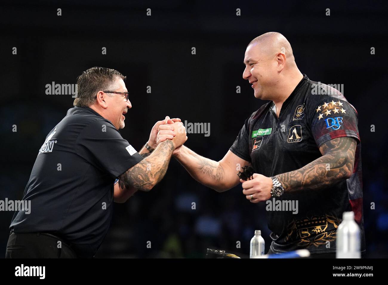 Boris Krcmar in action against Gary Anderson (left) on day twelve of