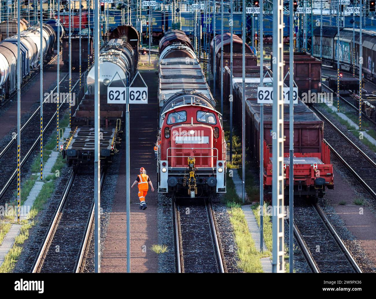 DB Cargo marshalling yard, class 294 shunting locomotive, shunter on tracks, Halle, 04 09 2023 Stock Photo