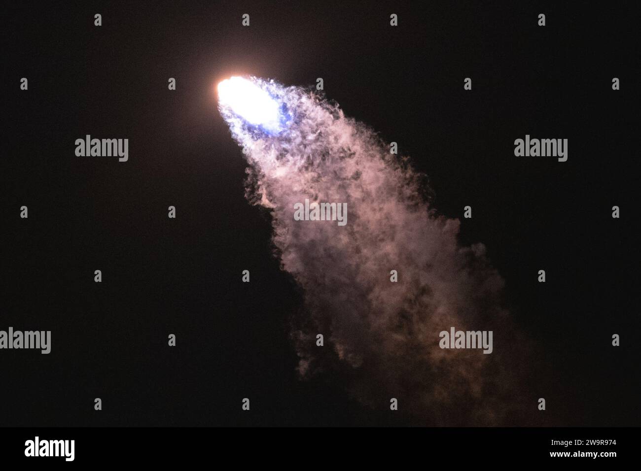 Ussf 52 launch hi-res stock photography and images - Alamy