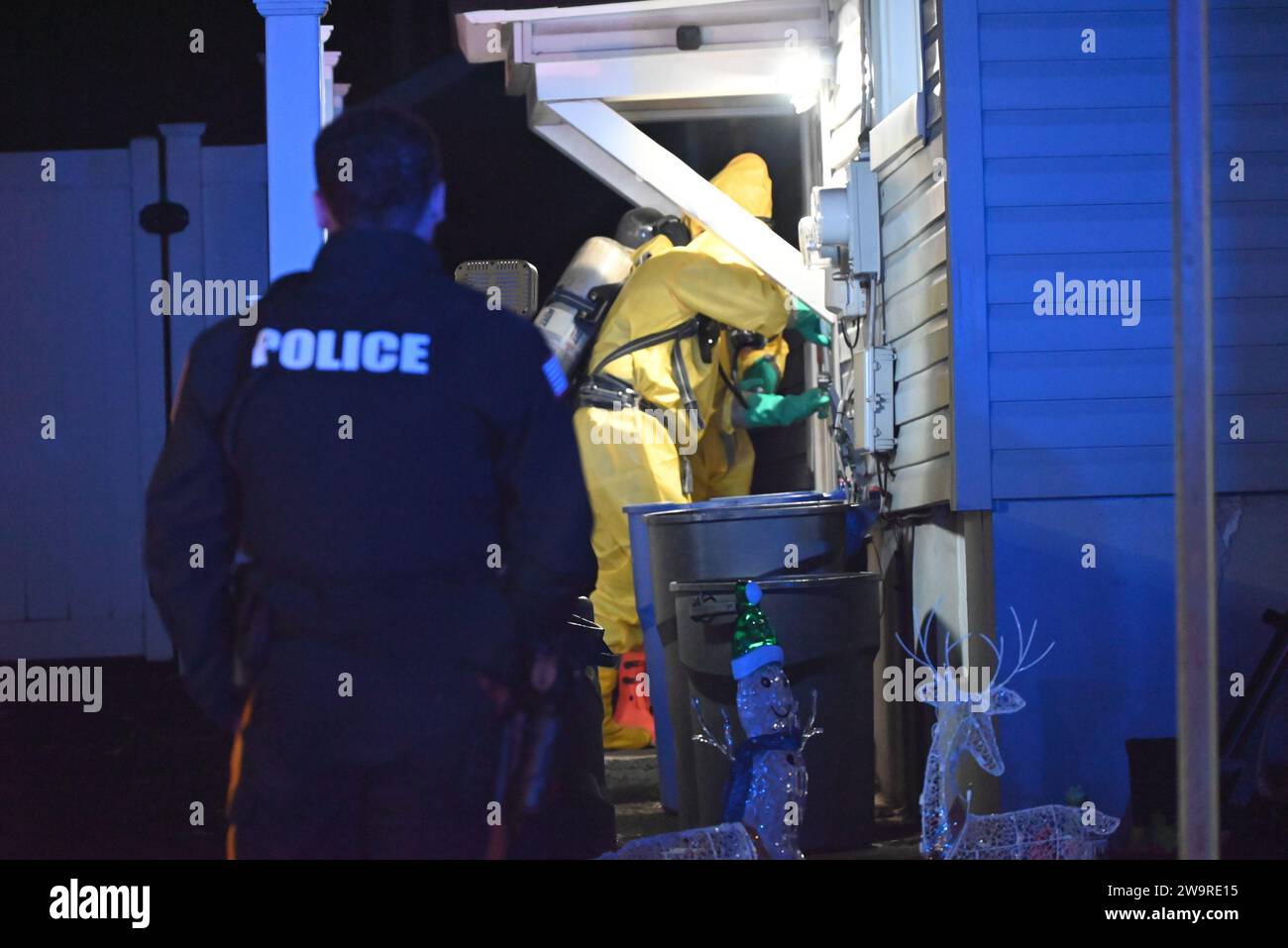 Hazmat units hires stock photography and images Alamy