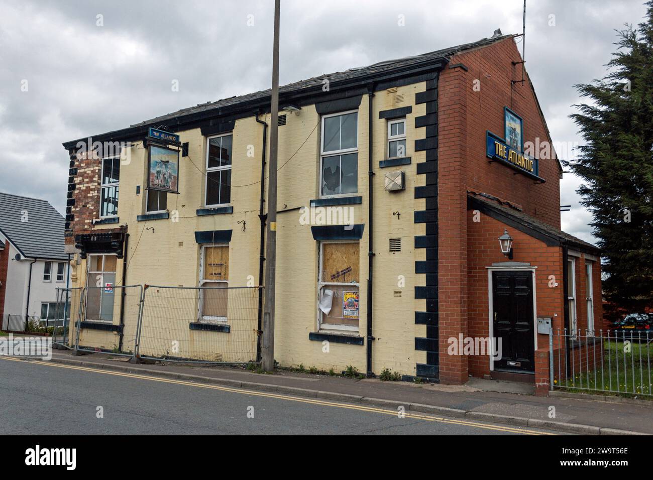 Matthew brown hires stock photography and images Alamy