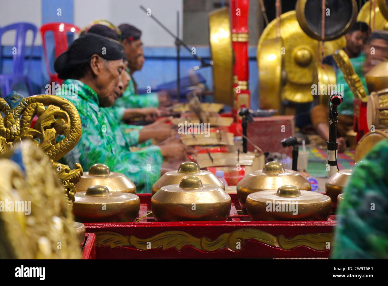 Traditional Indonesian bonang music game, accompanying music for wayang puppeteers Stock Photo