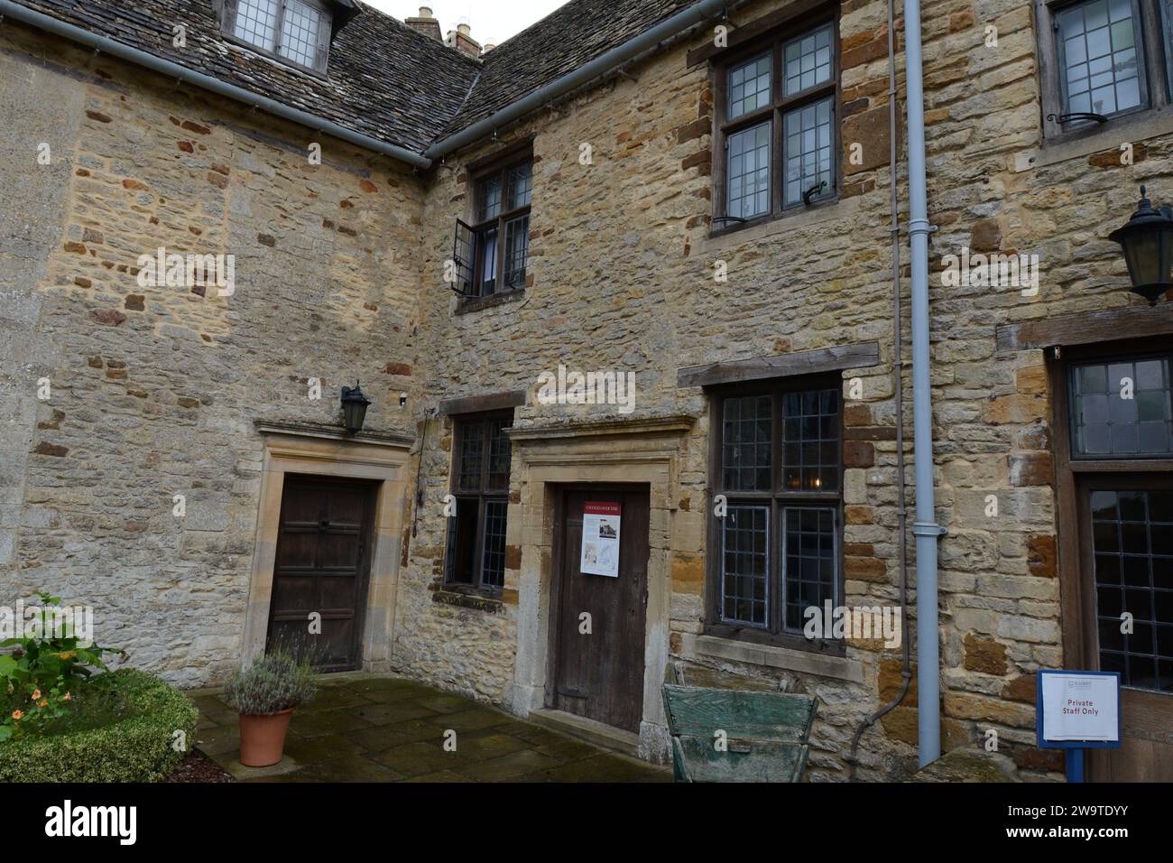 Sulgrave manor hires stock photography and images Alamy