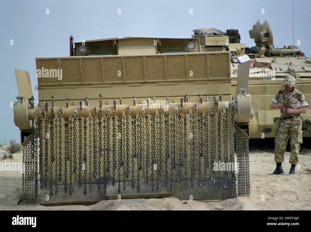 14th January 1991 A British Army Aardvark JSFU (Joint Services Flail Unit) mine-clearance vehicle north of Dhahran in Saudi Arabia. Stock Photo