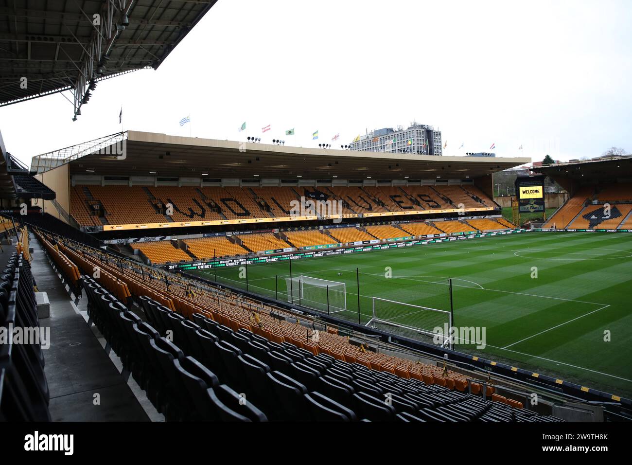 Wolverhampton, UK. 30th Dec, 2023. General view inside the stadium prior to the Premier League match at Molineux, Wolverhampton. Picture credit should read: Jessica Hornby/Sportimage Credit: Sportimage Ltd/Alamy Live News Stock Photo