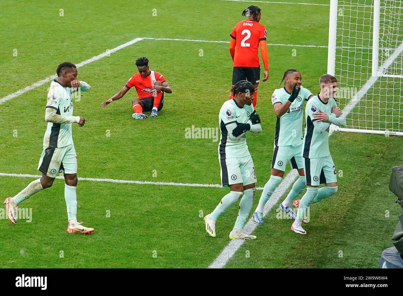 Luton, UK. 30th Dec, 2023. Cole Palmer (20) of Chelsea (right