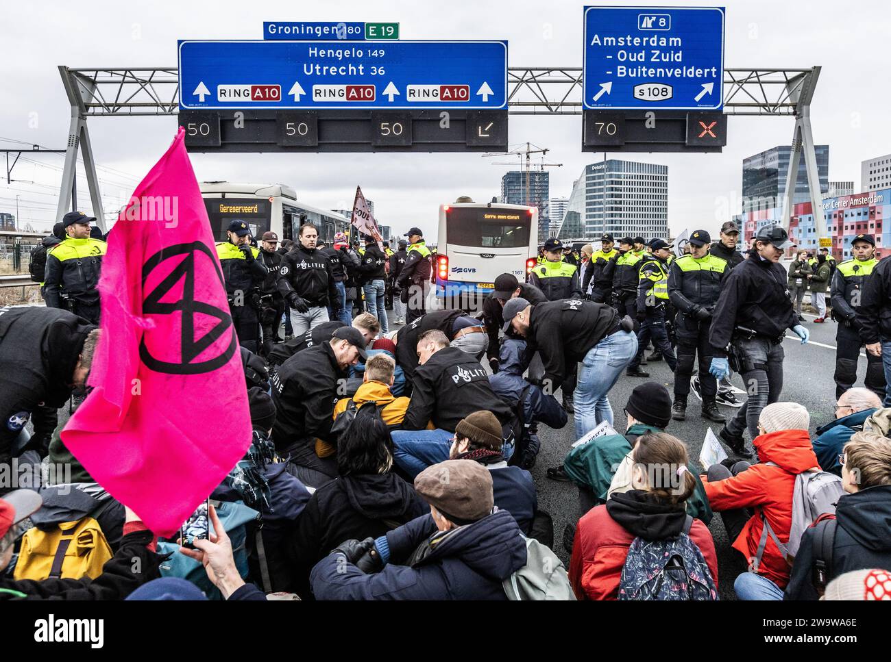 Blockal AMSTERDAM - Protesters from Extinction Rebellion during a blockade of ...