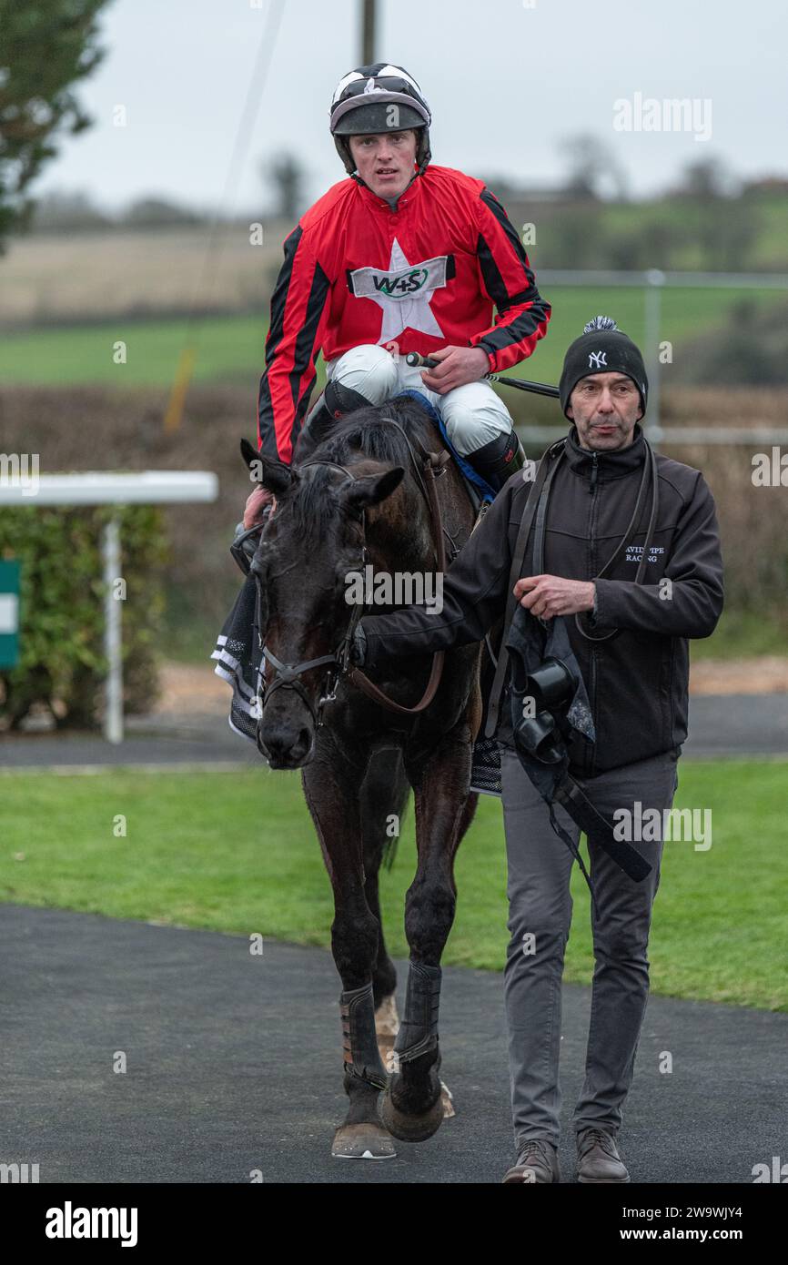 D'Jango, ridden by Philip Armson and trained by David Pipe, runner-up over hurdles at Wincanton, March 10th 2022 Stock Photo