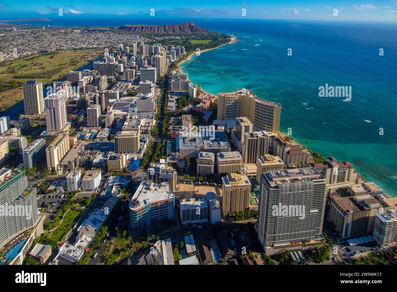 Waikiki honolulu hi-res stock photography and images - Alamy