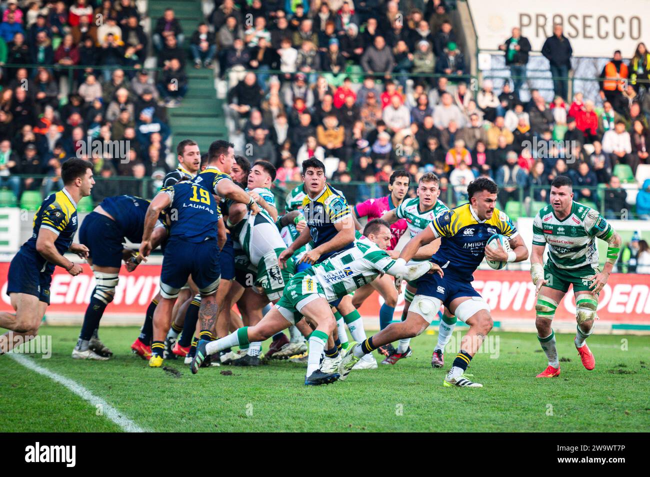 Treviso, Treviso, Italy. 30th Dec, 2023. Giacomo Ferrari of Zebre Parma ...