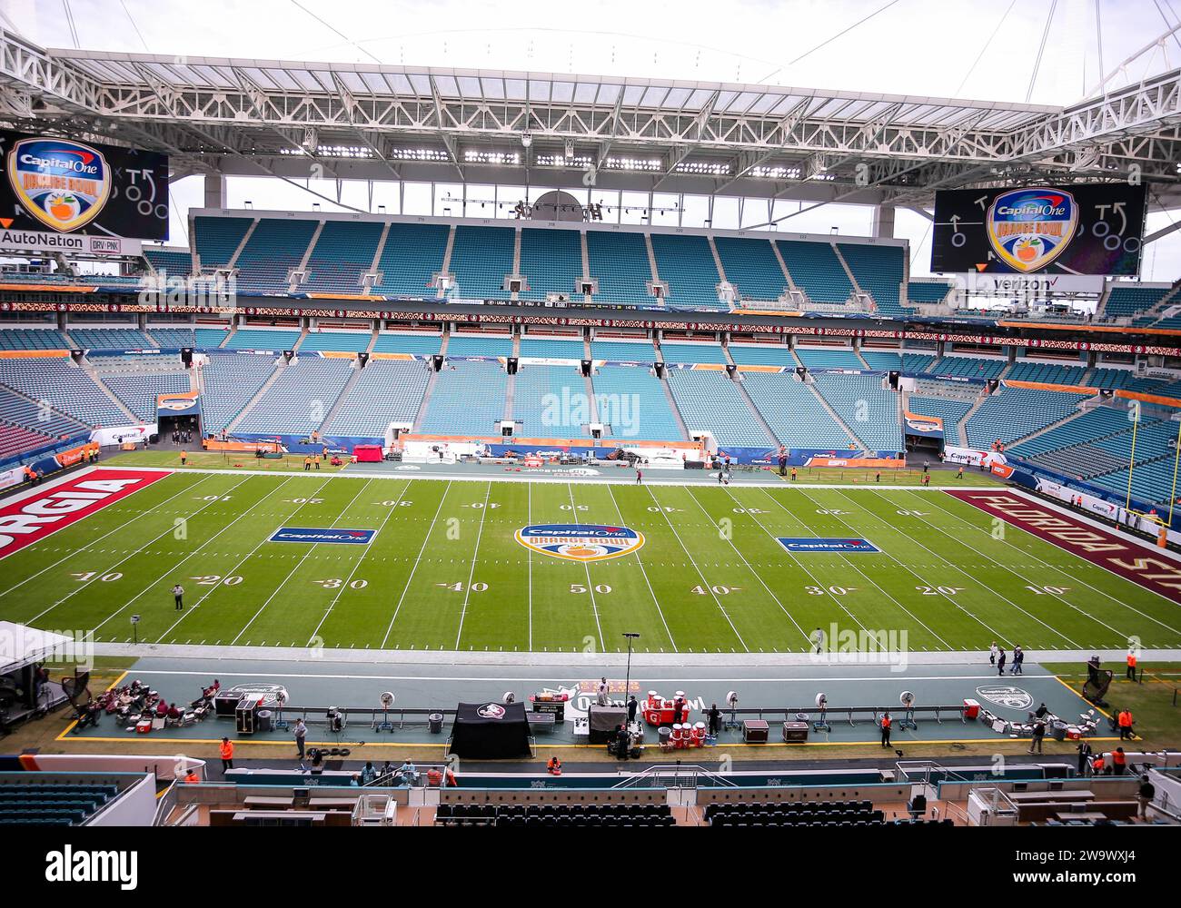 December 30, 2023:.Hard Rock Stadium read to host the Capital One Orange Bowl between the University of Georgia Bulldogs and the Florida State University Seminoles at Hard Rock Stadium in Miami Gardens, FL. Ron Lane/CSM Stock Photo