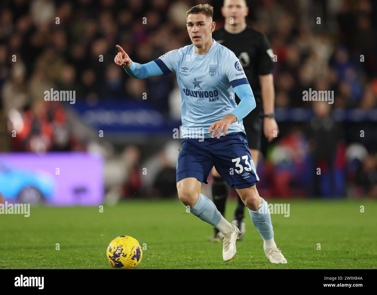 London, UK. 30th Dec, 2023. Yehor Yarmolyuk of Brentford during the Premier League match at Selhurst Park, London. Picture credit should read: Paul Terry/Sportimage Credit: Sportimage Ltd/Alamy Live News Stock Photo