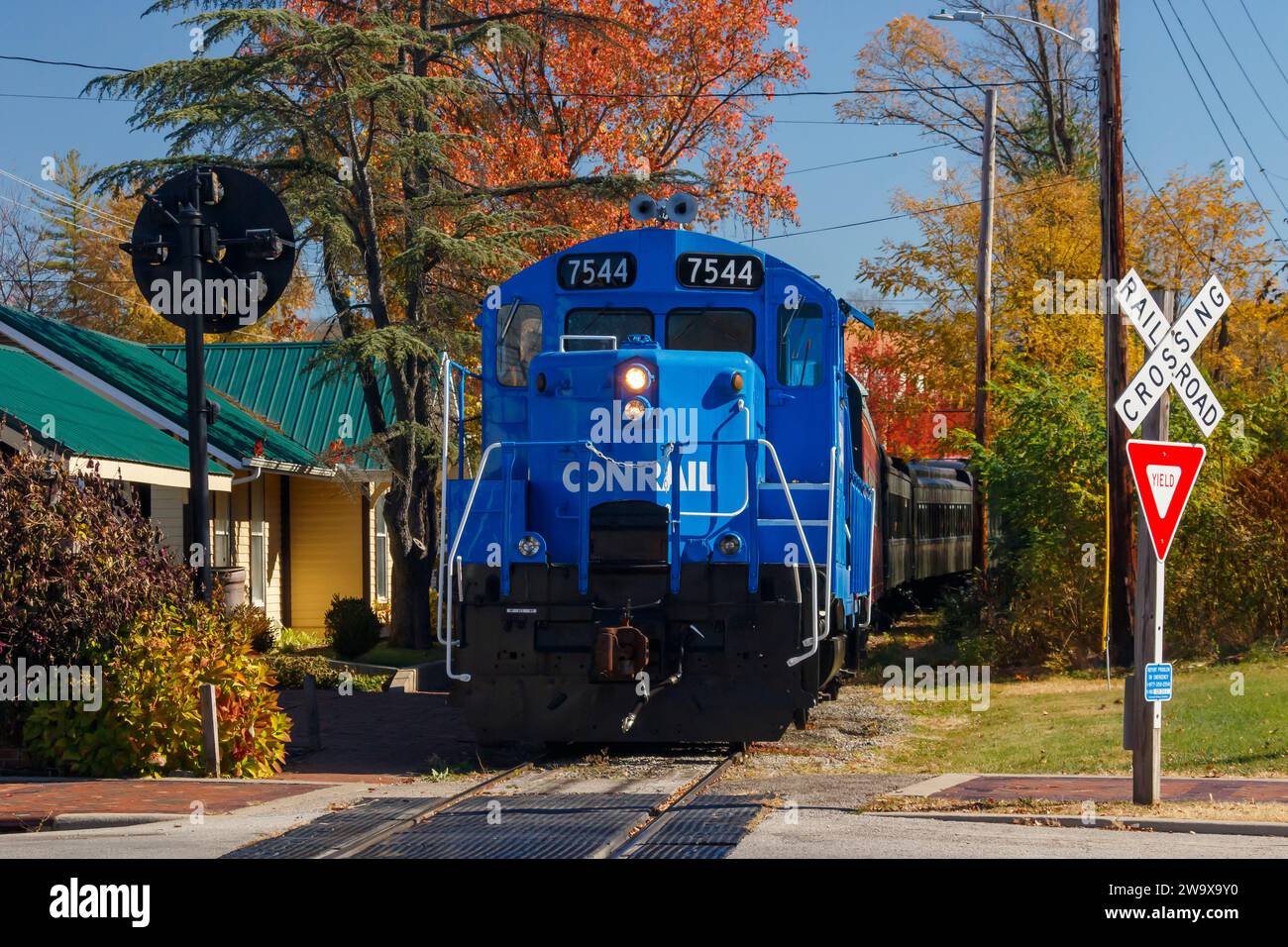 Locomotive Conrail 7544 GP10, at the Lebanon station. The Lebanon Mason Monroe Railroad (LM&M Railroad) offers historic train rides in Warren County O Stock Photo