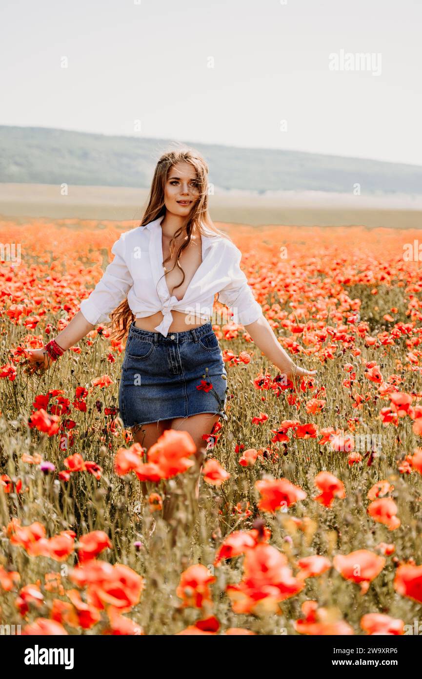 Envelope Skirt in Poppy Field