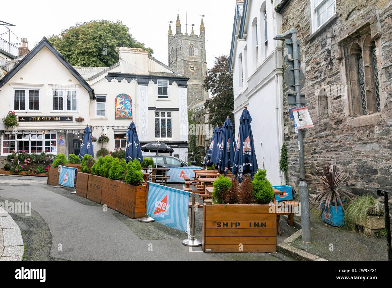 Fowey in Cornwall, a port fishing town on the south coast of England, the Ship Inn is the oldest pub in Fowey,England,UK Stock Photo