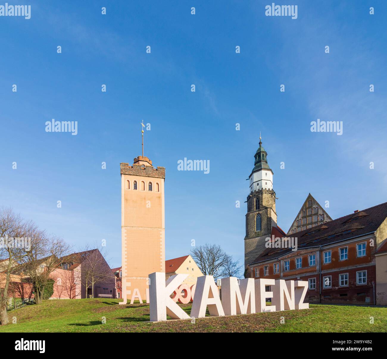 Kamenz (Kamjenc) tower Roter Turm, main church St. Marien, sign "800