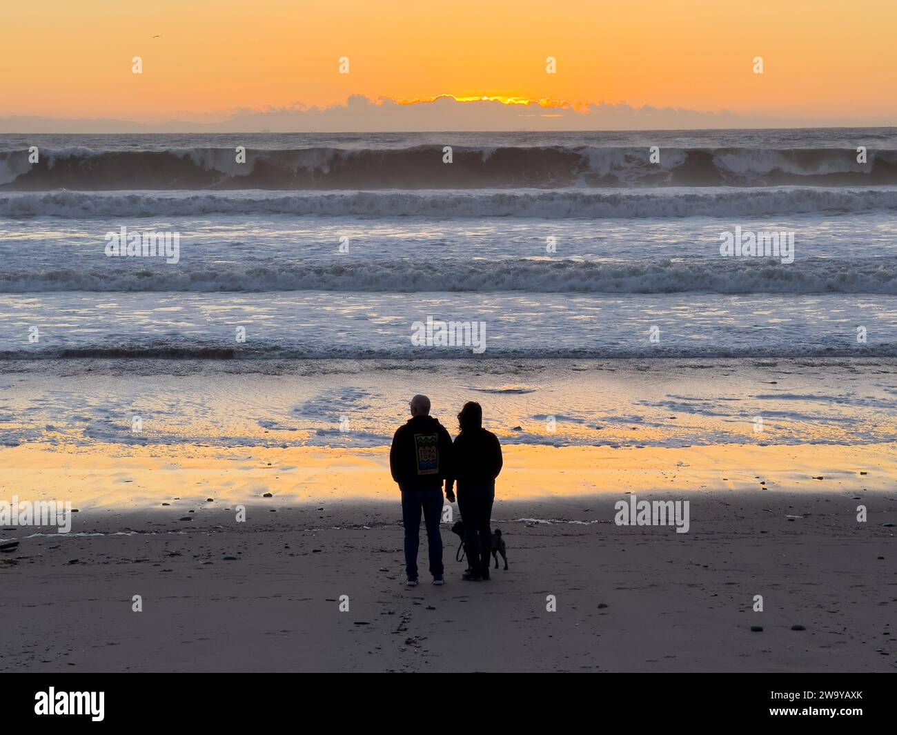 December 30 2023 Santa Barbara Ventura California U S A December december-30-2023-santa-barbara-ventura-california-u-s-a-december