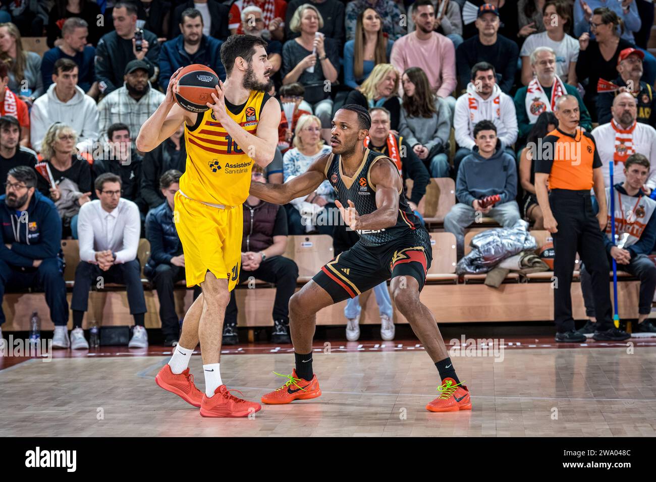 Fc barcelona basketball team hi-res stock photography and images - Page 5 -  Alamy