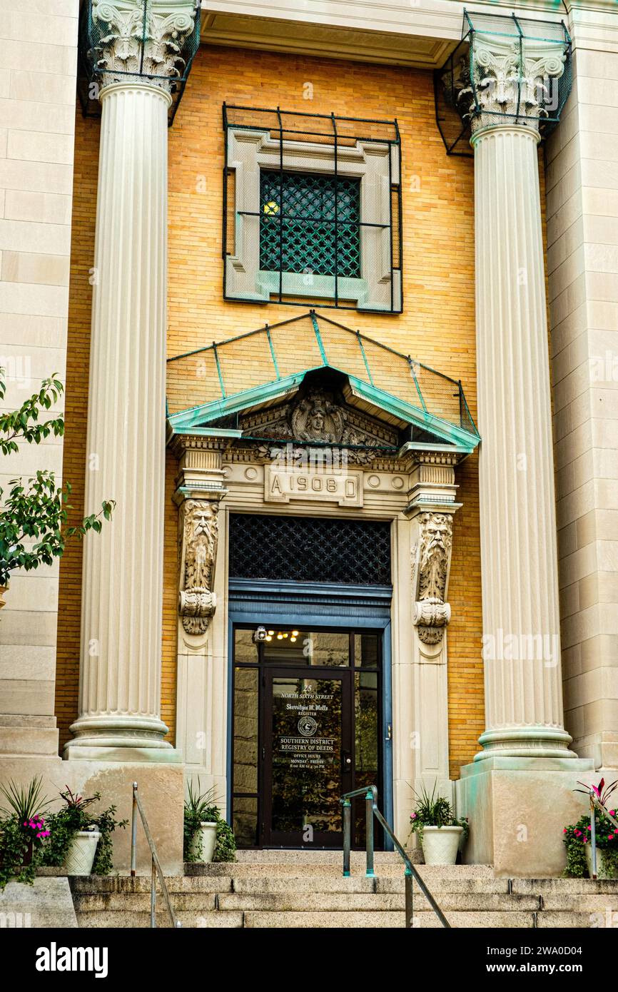 Bristol county registry of deeds hires stock photography and images