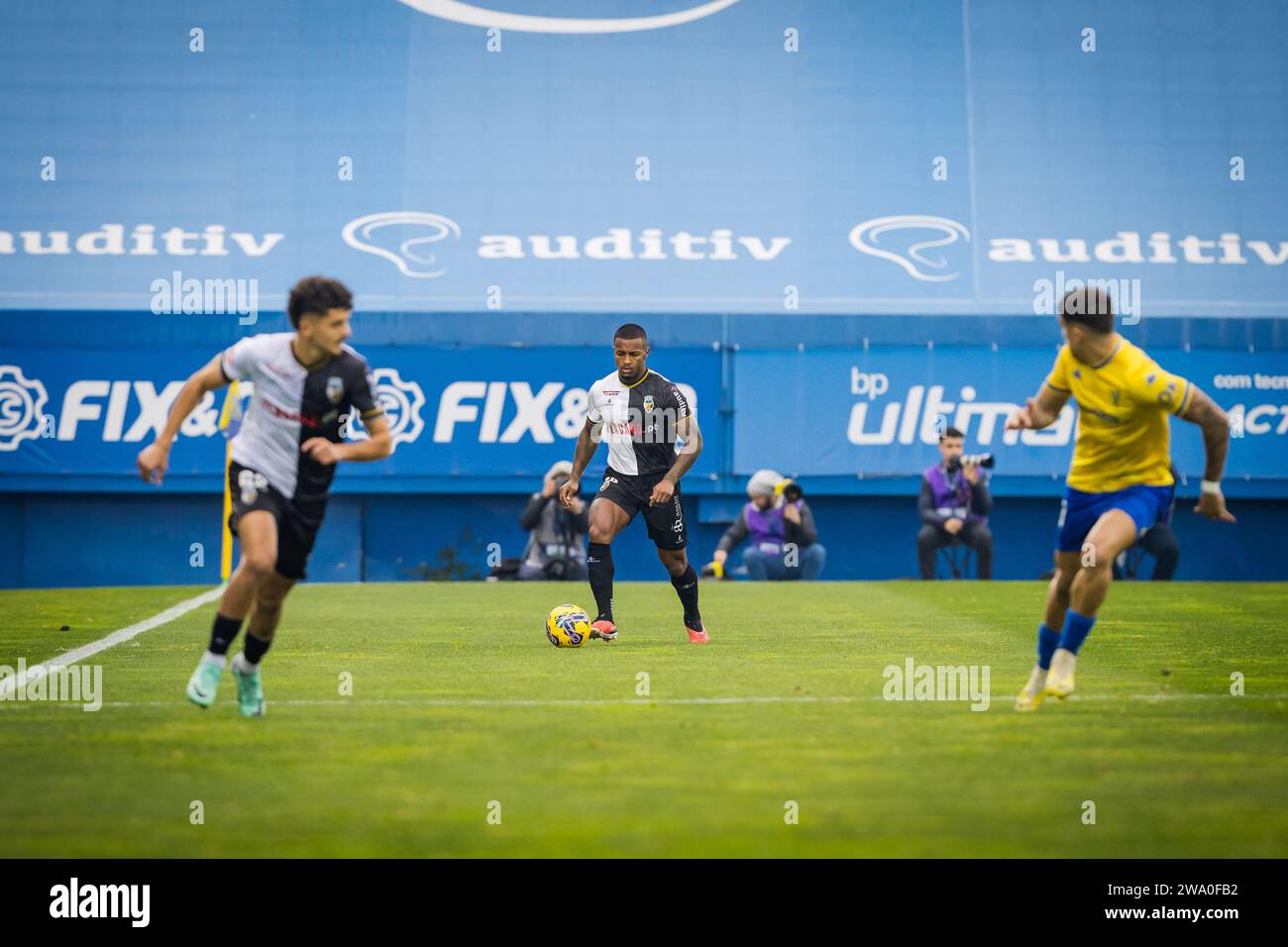 Pastor of SC Farence seen in action during the Liga Portugal Betclic
